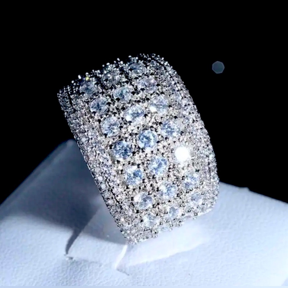 Elegant luxury CZ Inlaid synthetic diamond S925 plated glamorous sparkling Ring
